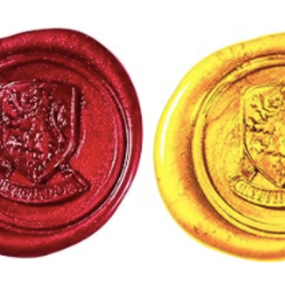 The Noble Collection Harry Potter - Gryffindor Wax Seal - Picture 5 of 7